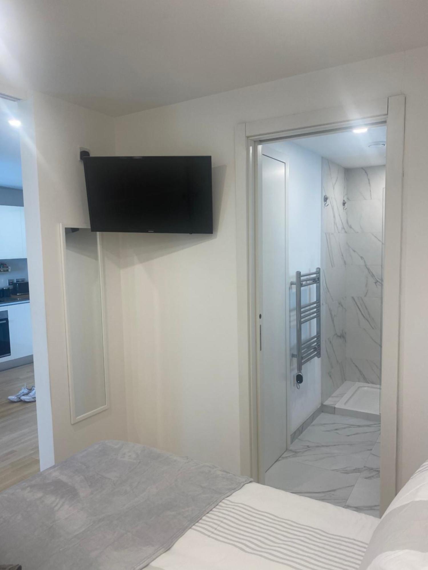 Cp Top Floor Luxury Studio With Spa And Pool Γιβραλτάρ Εξωτερικό φωτογραφία